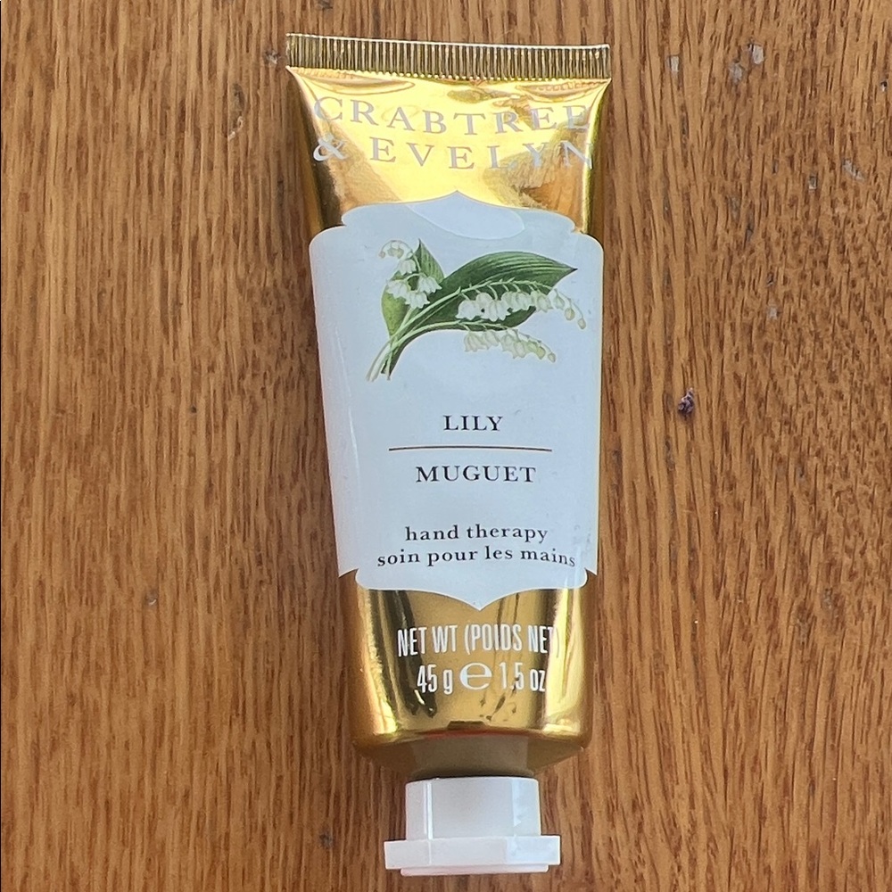 Crabtree & Evelyn MOISTURIZING Hand
Therapy Lily 1.5 Oz